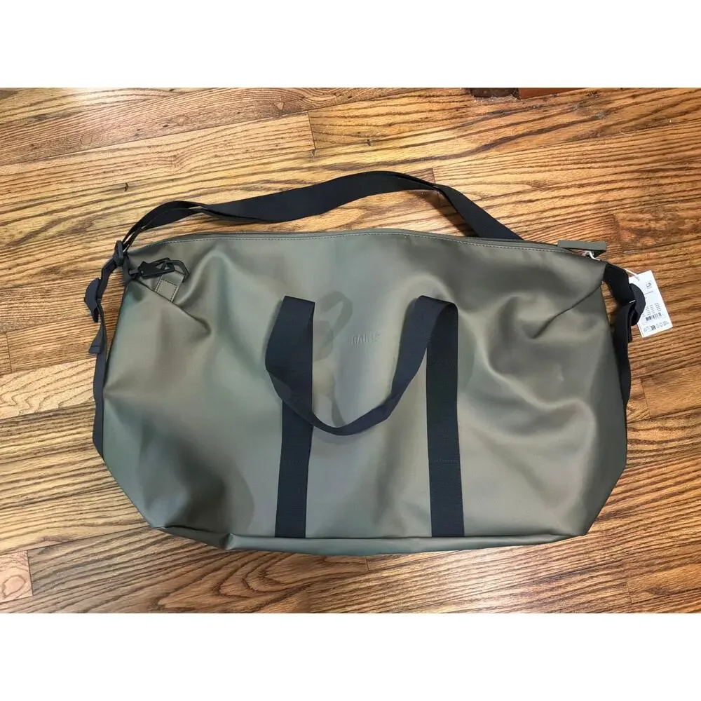 NWT Rains Hilo Weekend Bag Green Overnight Travel Gym Carry Bag